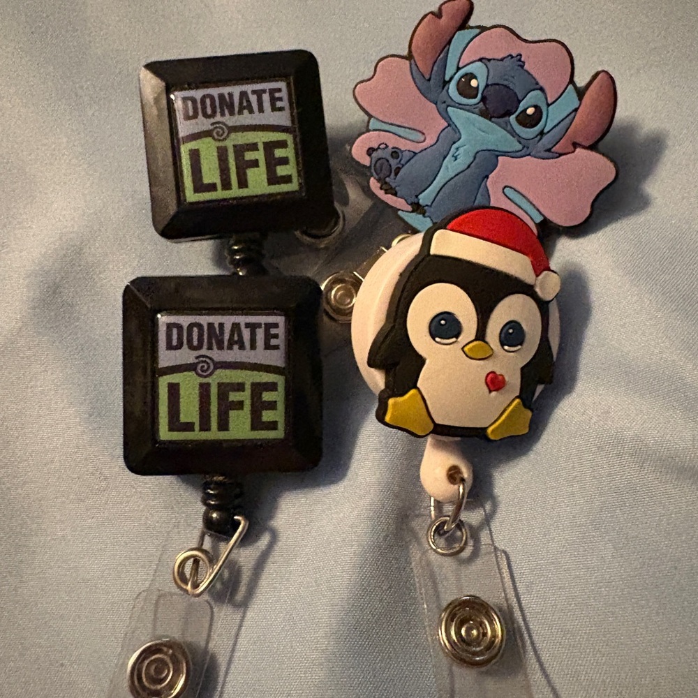 Cute Badge Reel Set with Penguin and Stitch
